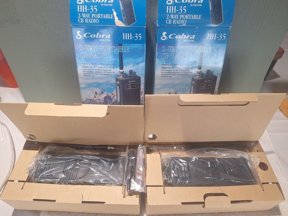 Cobra HH-35 40 Channel Handheld CB Radios Lot of 2 Boxed Antennas Parts Repair